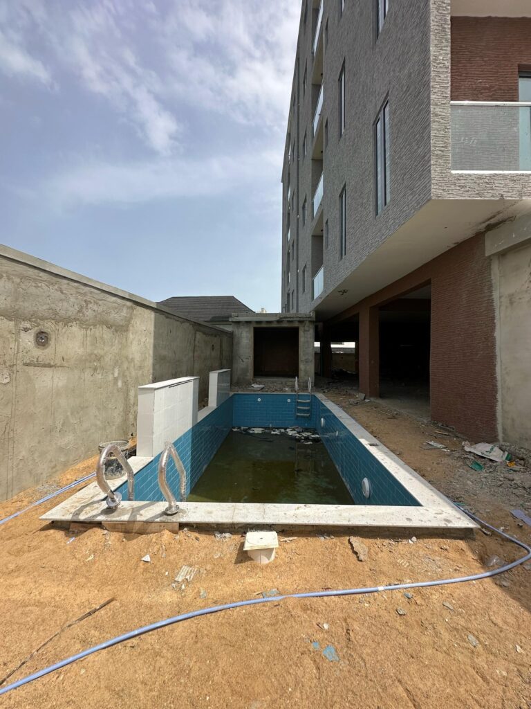 This article is the smart investor’s guide to Ikate Lekki’s 2-bedroom gem!