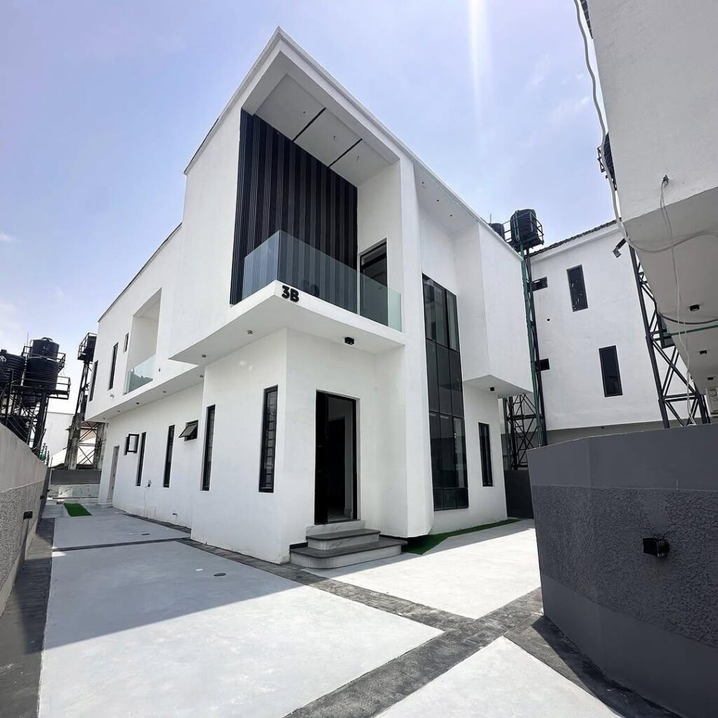 Imagine owning a brand new, luxurious 5-bedroom, fully detached duplex in one of Lagos' most sought-after addresses: Osapa London, Lekki!