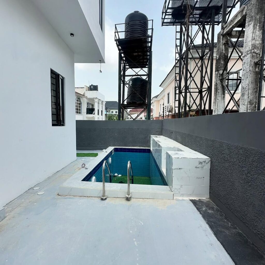 Brand new, luxurious 5-bedroom, fully detached duplex in Osapa London, Lekki!